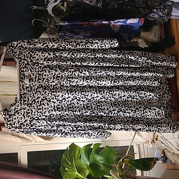 Pool cover up or anything for lounging - Picture 1 of 3